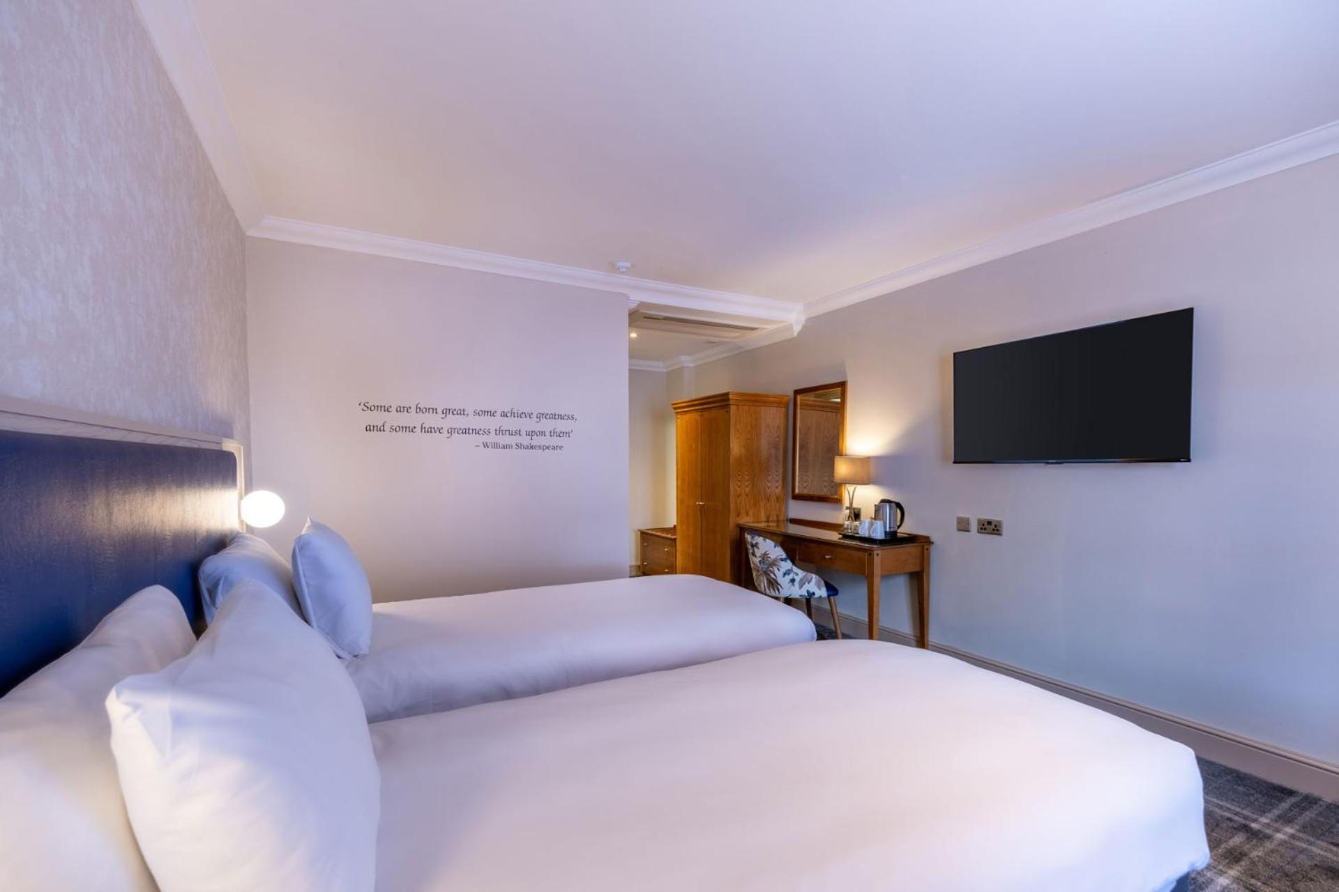 Clarion Hotel Charlecote Pheasant Wellesbourne Exterior photo